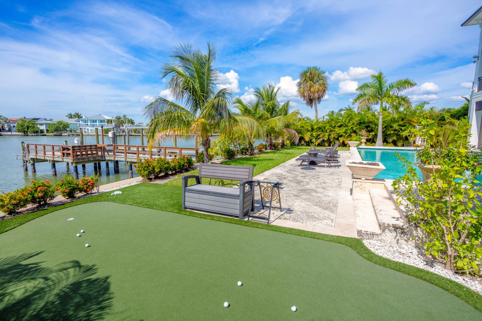 Stylish Poolside Garden